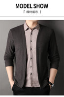 Camisa de Manga Longa com falsa camisa interna(apenas uma peça). Uso social e de negócios